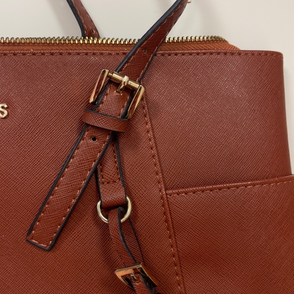 Michael Kors Jet Set Tote Bag - Picture 6 of 16